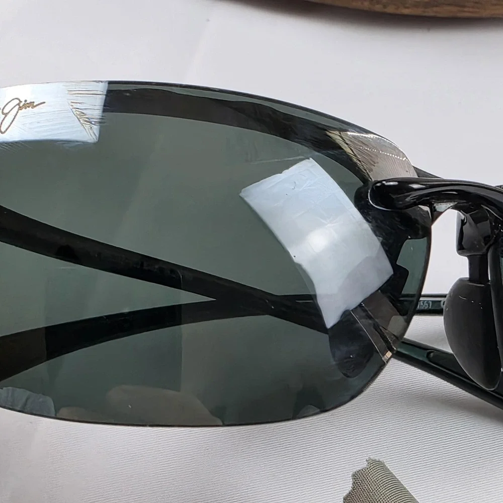 Maui Jim Banyans Sunglasses Mens 70-17-130 Black Green Polarized Wrap MJ-412-02